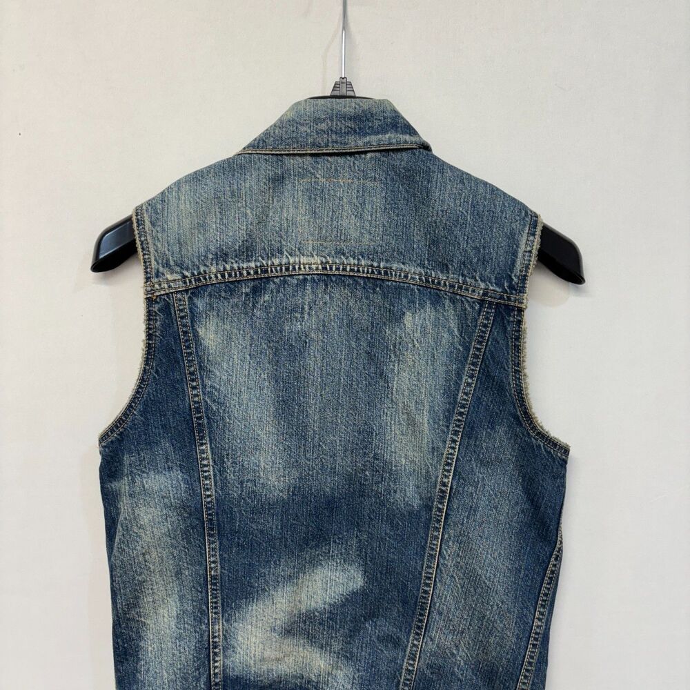 Levi's Men Sleeveless Trucker Denim Jean Vest Jacket Size Small C055 -22 - Picture 12 of 13